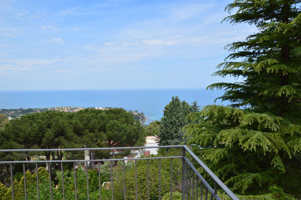 Villa Bouganvilla Cefalù Eksteriør bilde
